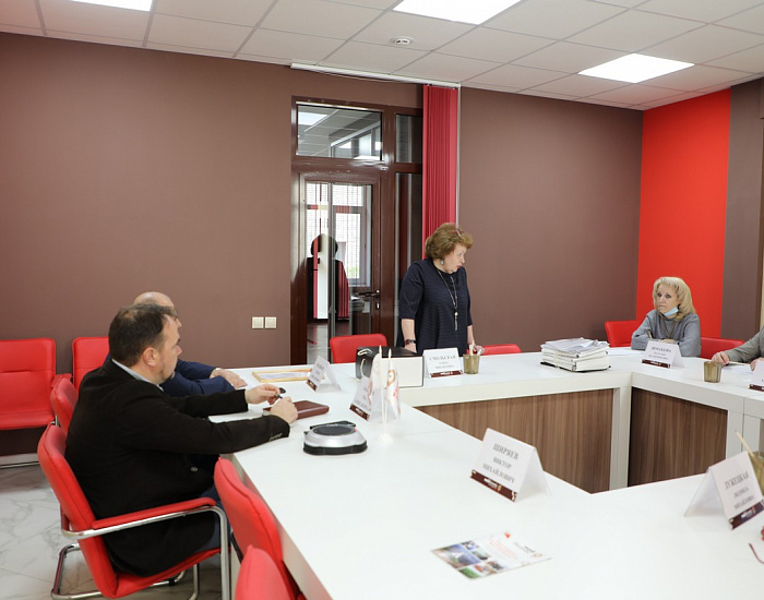 Восемнадцатого мая 2022 года, в Брянском областном Центре "Мой бизнес" состоялось заседание