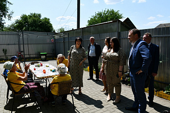 Сотрудники центра «Мой Бизнес»-Брянск познакомились с работой пансионата «Уют» в Новозыбкове